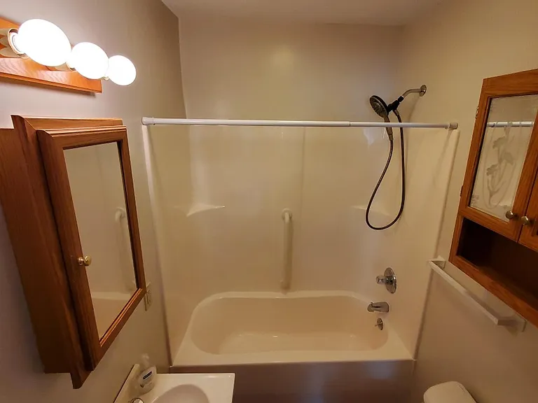 875 S Walnut St — Photo 6
