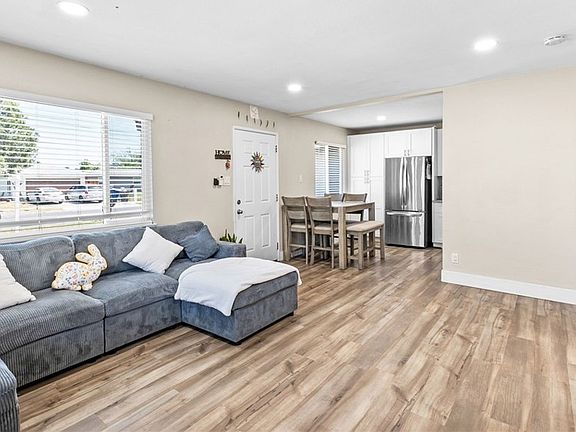 5th image of 5506 Corwin Ln
