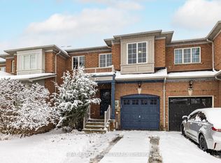 304 Flagstone Way, Newmarket, ON L3X 2R8