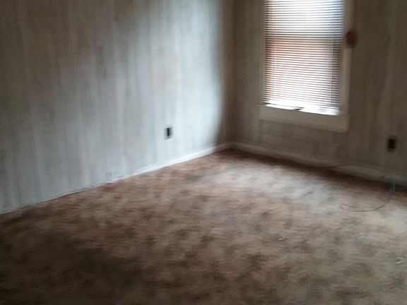 2nd image of 6 W Shore St APT 2