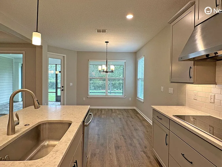 85277 Champlain Dr — Photo 11