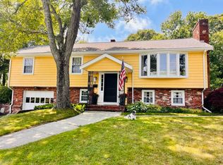 12 Brook Dr, Fairhaven, MA 02719