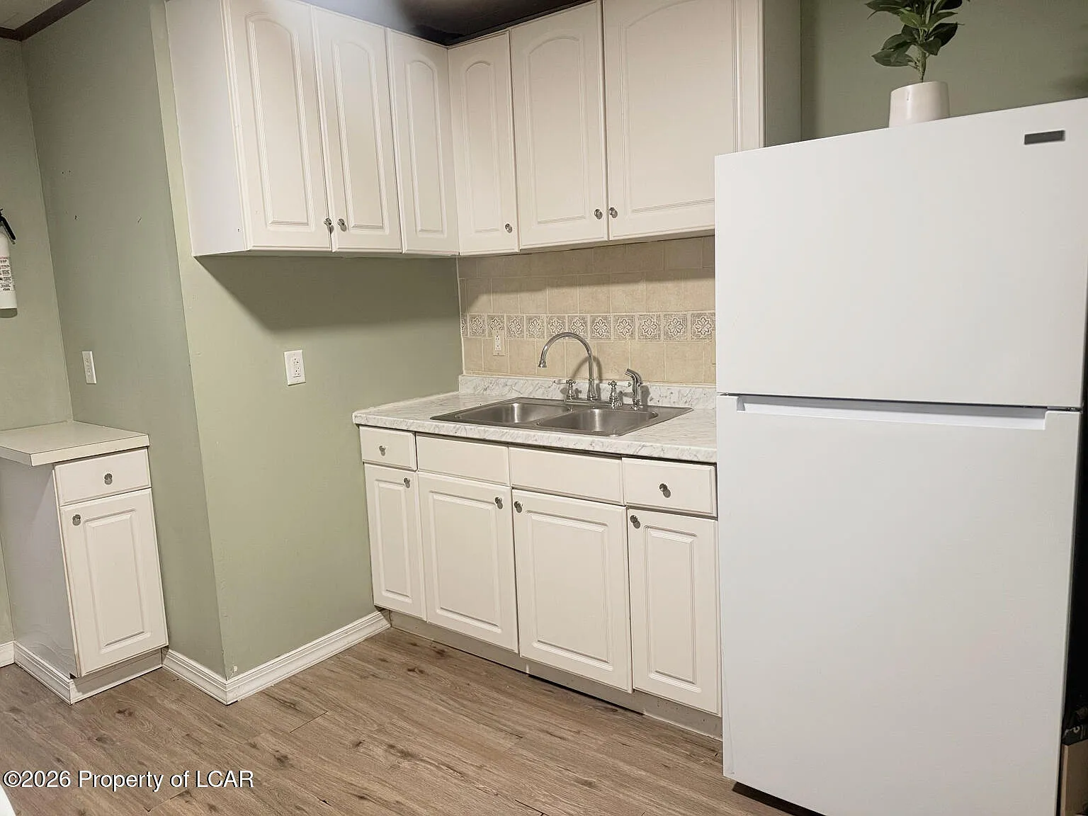 2 bed, 1.0 bath, 1008 sqft, $950 — Photo 4