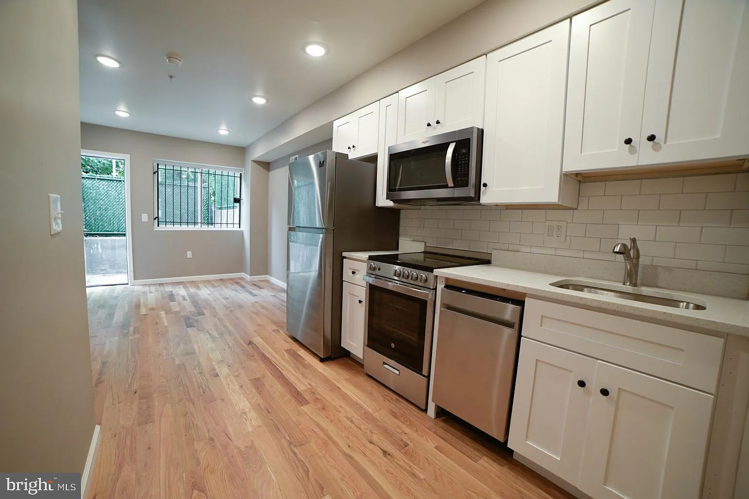 3 bed, 2283 sqft, $2,250 — Photo 1