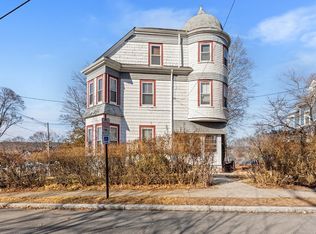 4 Chestnut Park, Melrose, MA 02176