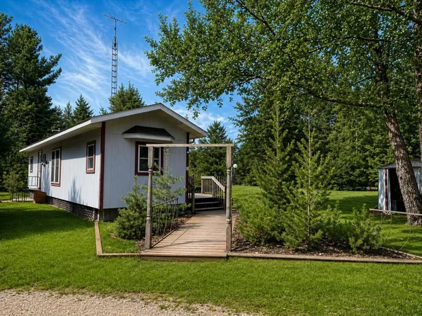 W5842 Pheasant Dr, Necedah, WI 53950