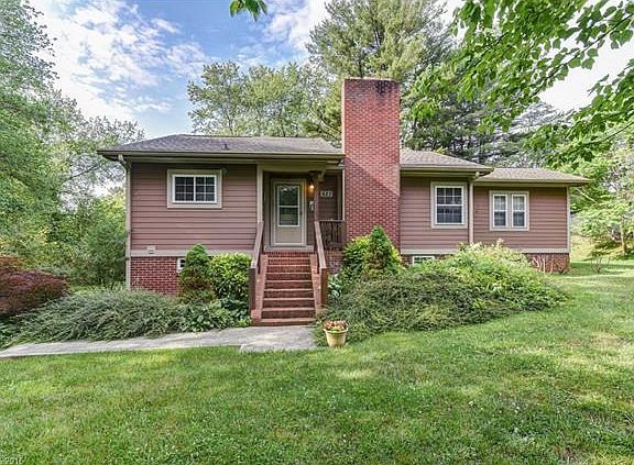 2nd image of 623 Ferncliff Ln