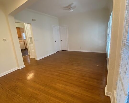 4th image of 1014 N Sweetzer Ave #1018