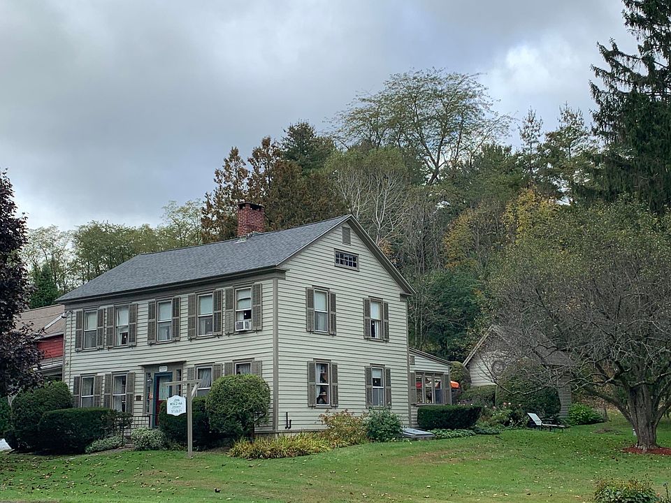 2nd image of 70 Main St