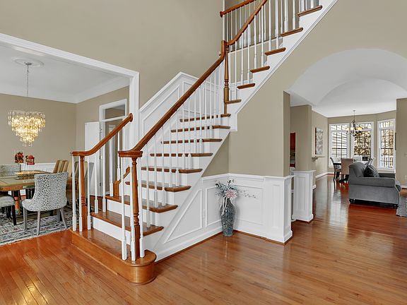 4th image of 9038 Swans Creek Way