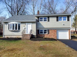 R422-26 Wadsworth Ave, Plainfield, NJ 07060