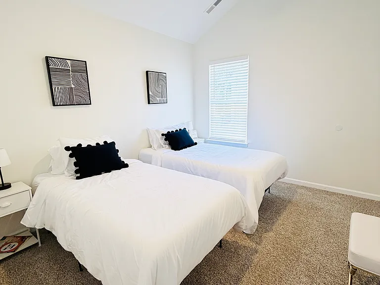 2440 Reid Oaks Dr — Photo 5