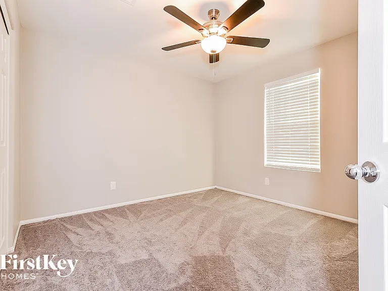 3031 Misty Pine Ave — Photo 11