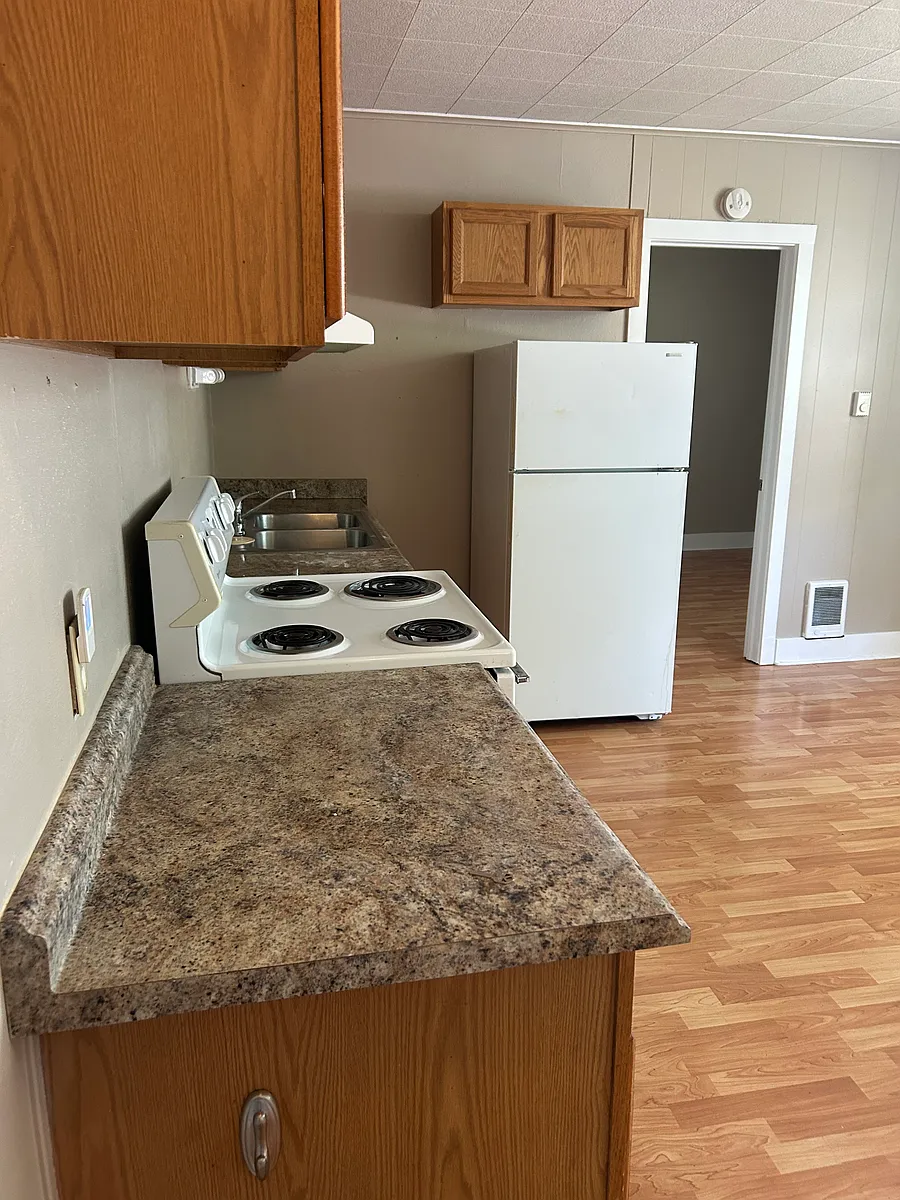 Building Photo - 1493 Cottage St NE #2