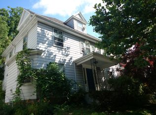 33 Moultrie St, Dorchester, MA 02124