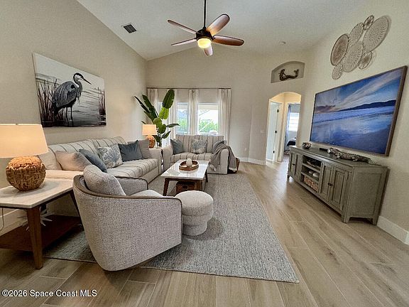 3rd image of 1471 Lago Mar Dr