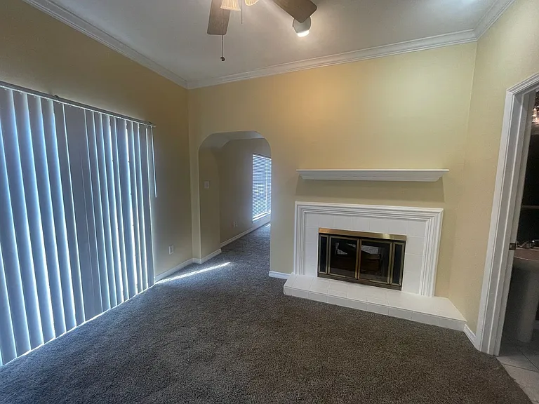 409 Teak Dr — Photo 14