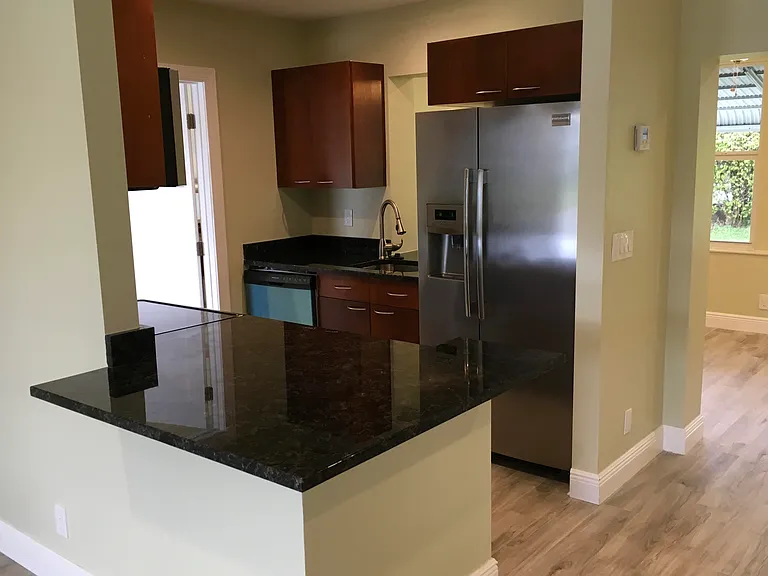 1101 Leisure Ln — Photo 10