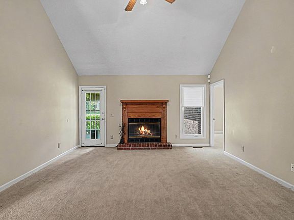 5th image of 363 Jones Mill Rd