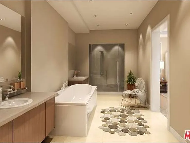 450 N Palm Dr #206 — Photo 15
