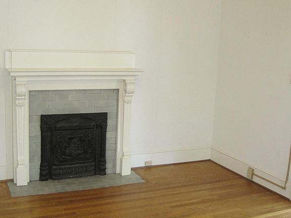living room with fireplace (not usable)