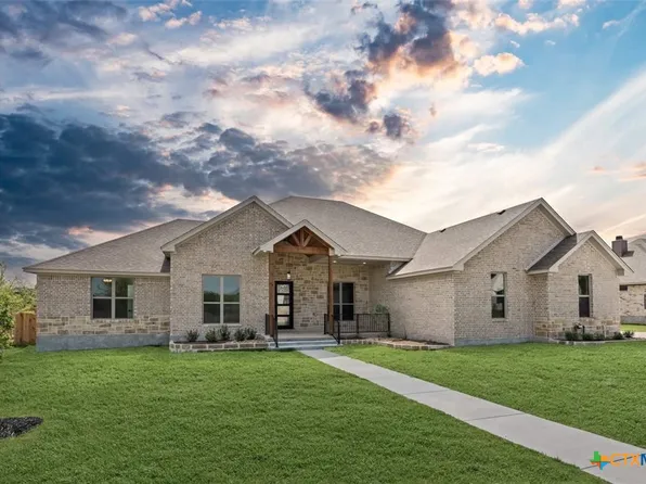 1820 Dorian Dr, Salado, TX 76571