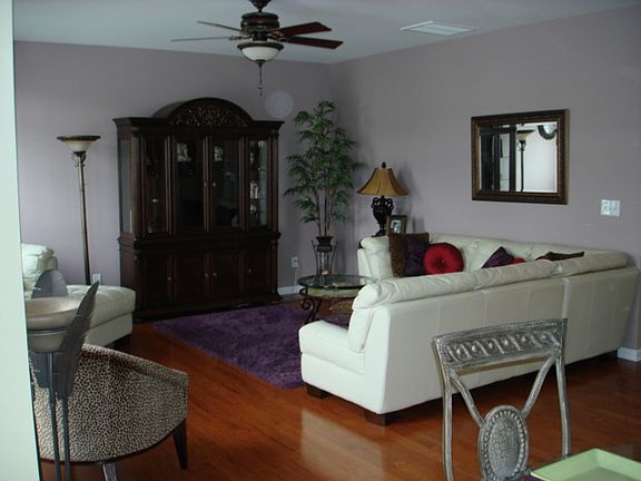 4th image of 117 S Arcadian Way
