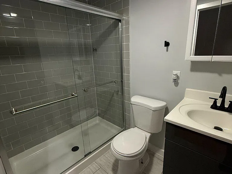 713 N 16th St #1 — Photo 4