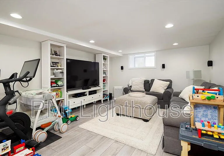 654 Bermuda Rd — Photo 13
