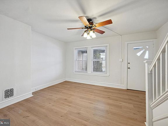 5th image of 2502 S Robinson St