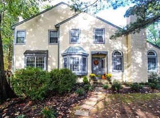 1 Dorchester Dr, East Brunswick, NJ
