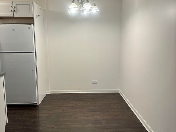 5th image of 675 Grove Dr #0