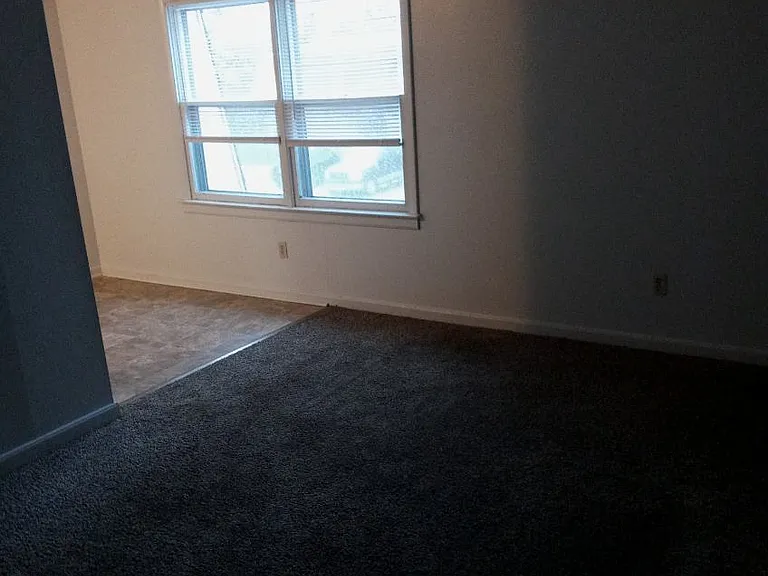 1461 Dogwood Dr — Photo 5