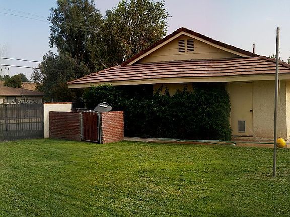 RV Parking/Garden/Mature Fruit Trees