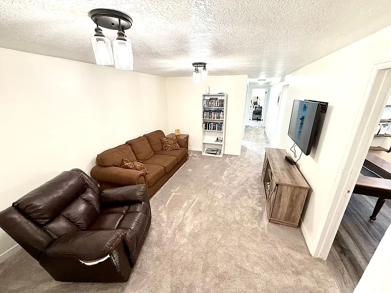 1159 N 250 E — Photo 6