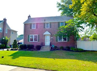 415 Adair Rd, Holmes, PA 19043