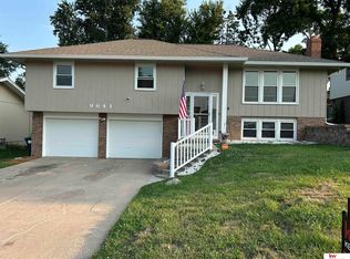 9641 Camden Ave, Omaha, NE 68134