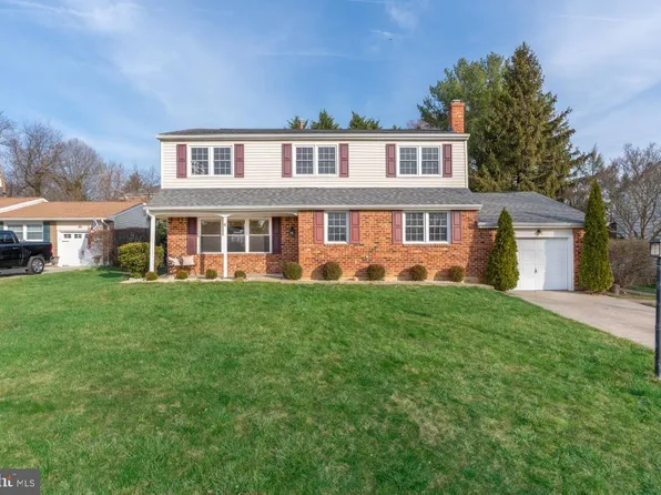 4 Eileen Dr, Newark, DE 19711