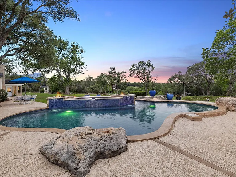 17700 N Rim Dr — Photo 5