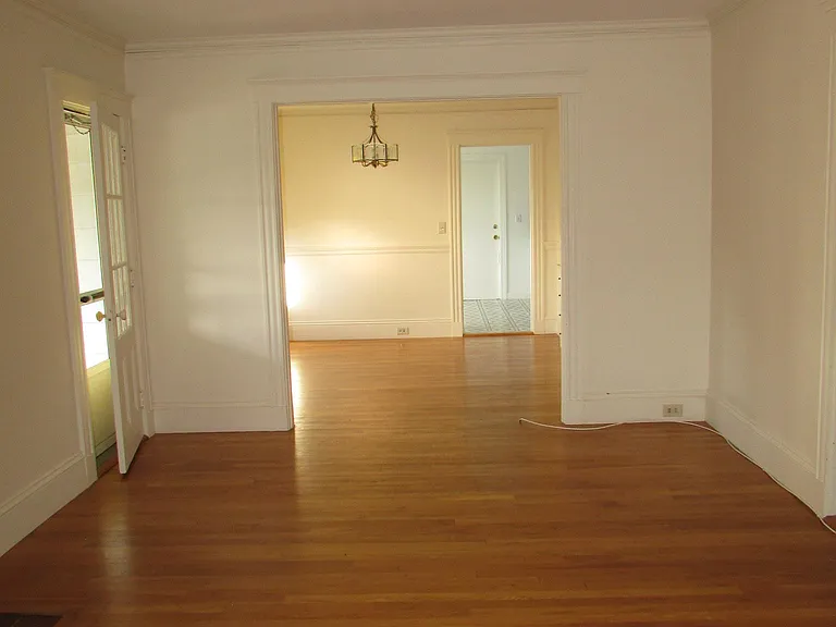 102 Putnam St #2 — Photo 9