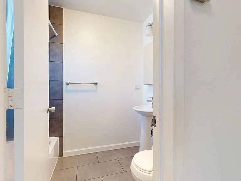 265 Vernon St — Photo 26