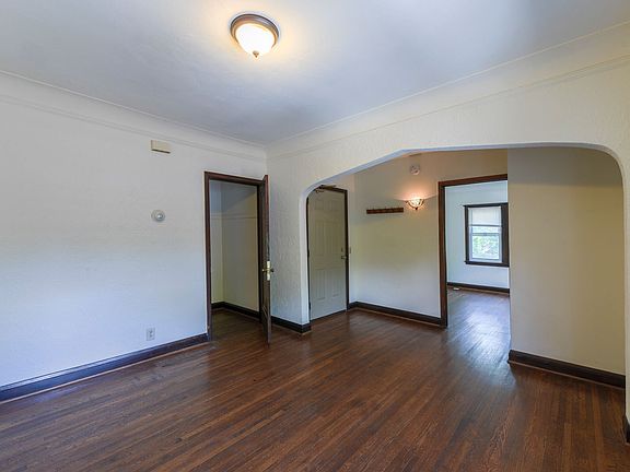 5th image of 3845 Chicago Ave APT 6