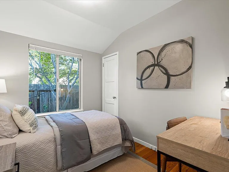 991 Lincoln Ave — Photo 9