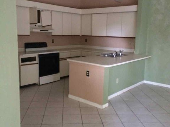 5th image of 1077 Summit Trail Cir APT B
