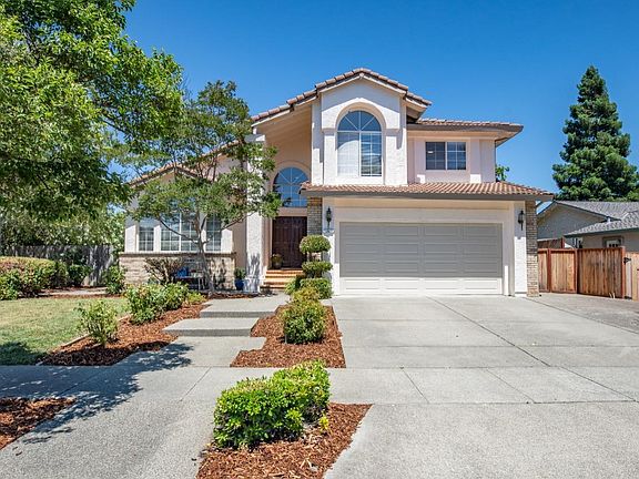 2nd image of 4328 Malaga Court