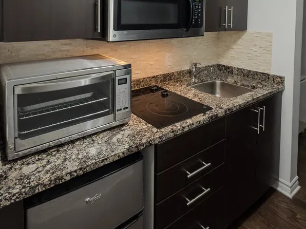429 Kent St, Ottawa, ON