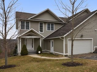 25 Alpine Trl #6-A, Pittsfield, MA 01201