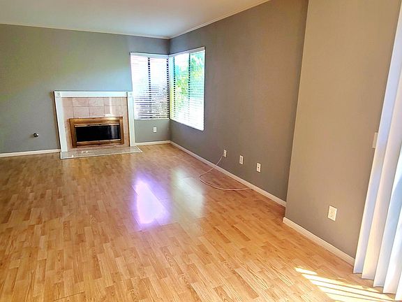 5th image of 140 E El Norte Pkwy Unit 31