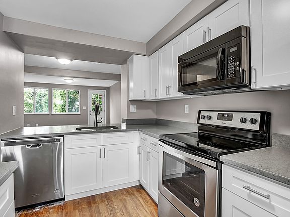 21 Stillwood Circle-7-SMALL_12092024