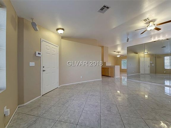 4th image of 718 Cozy Canyon Dr
